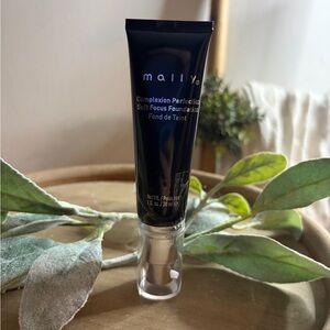 Mally Beauty Complexion Perfection Foundation - Sleek Black Tube